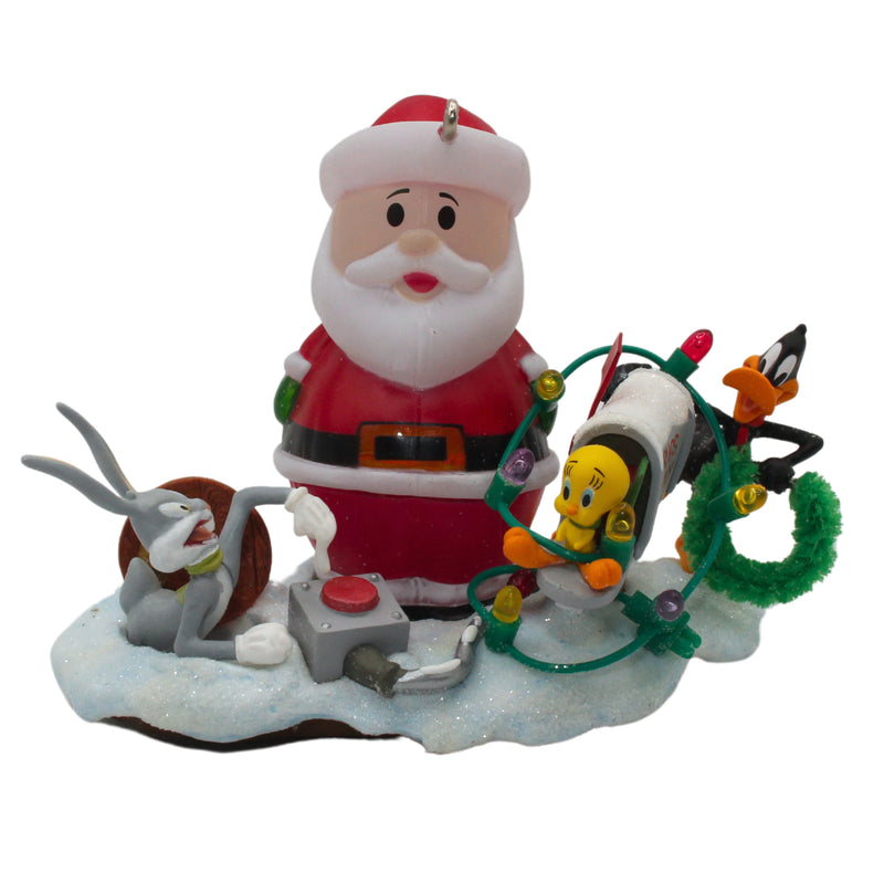 Hallmark Ornament: 2007 Deck the Yard! | QXI4137 | Looney Tunes