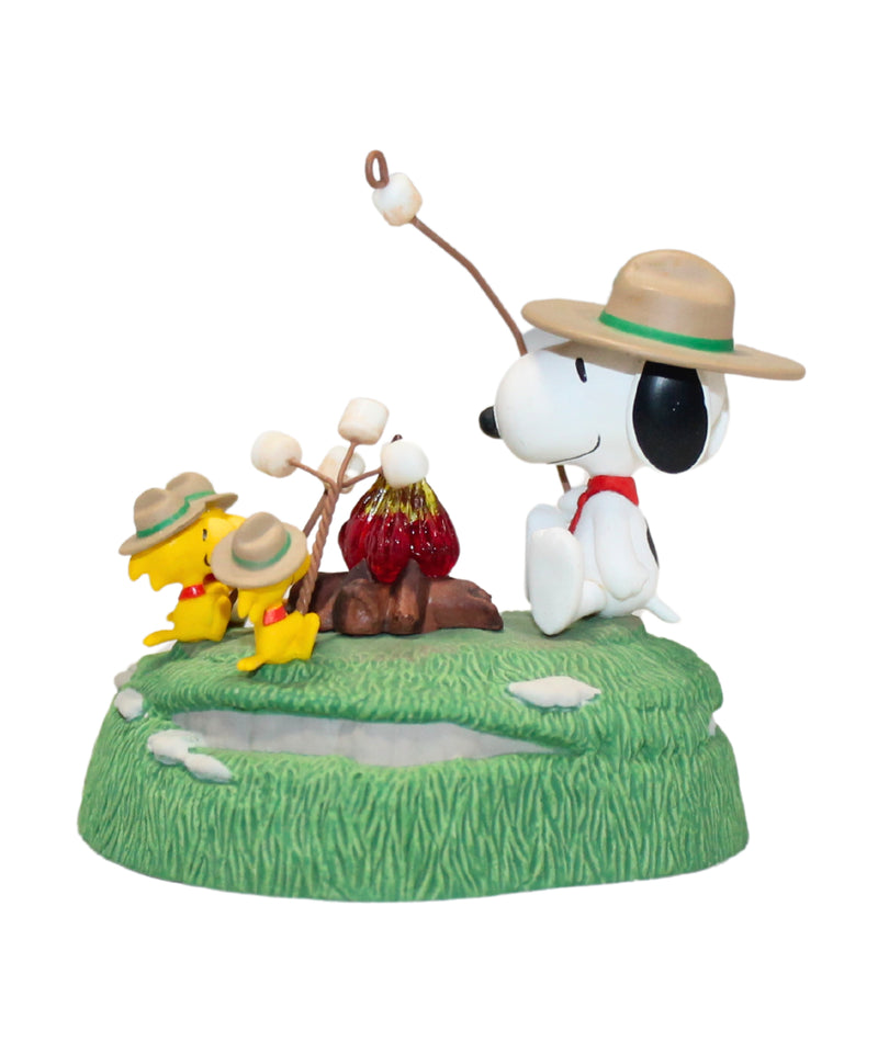 Hallmark Ornament: 2007 Beagle Scouts' Campfire | QXI4319 | Peanuts