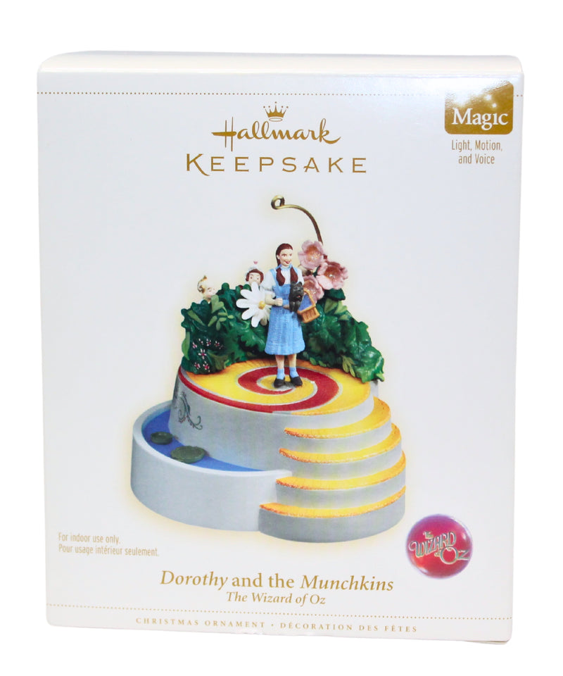 Hallmark Ornament: 2006 Dorothy and the Munchkins | QXI6106 | The Wizard of Oz