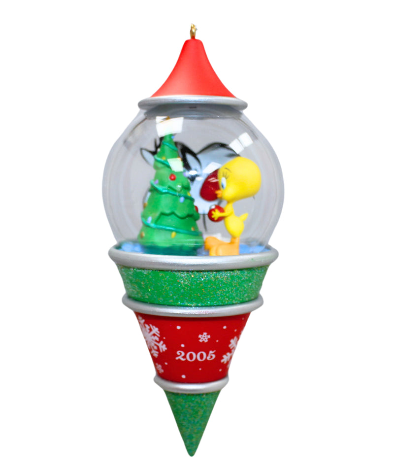 Hallmark Ornament: 2005 Peek-A-Boo! | QXI8755 | Looney Tunes