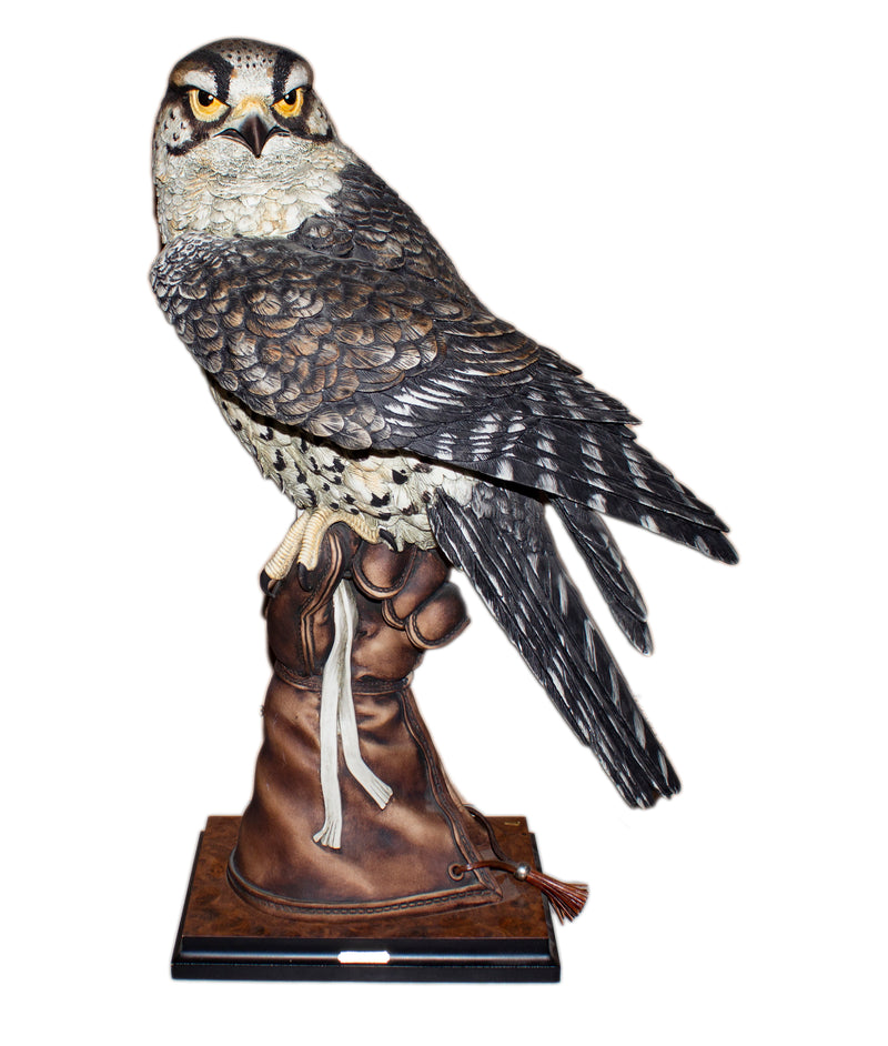 Giuseppe Armani Figurine: 0224s The Falconer