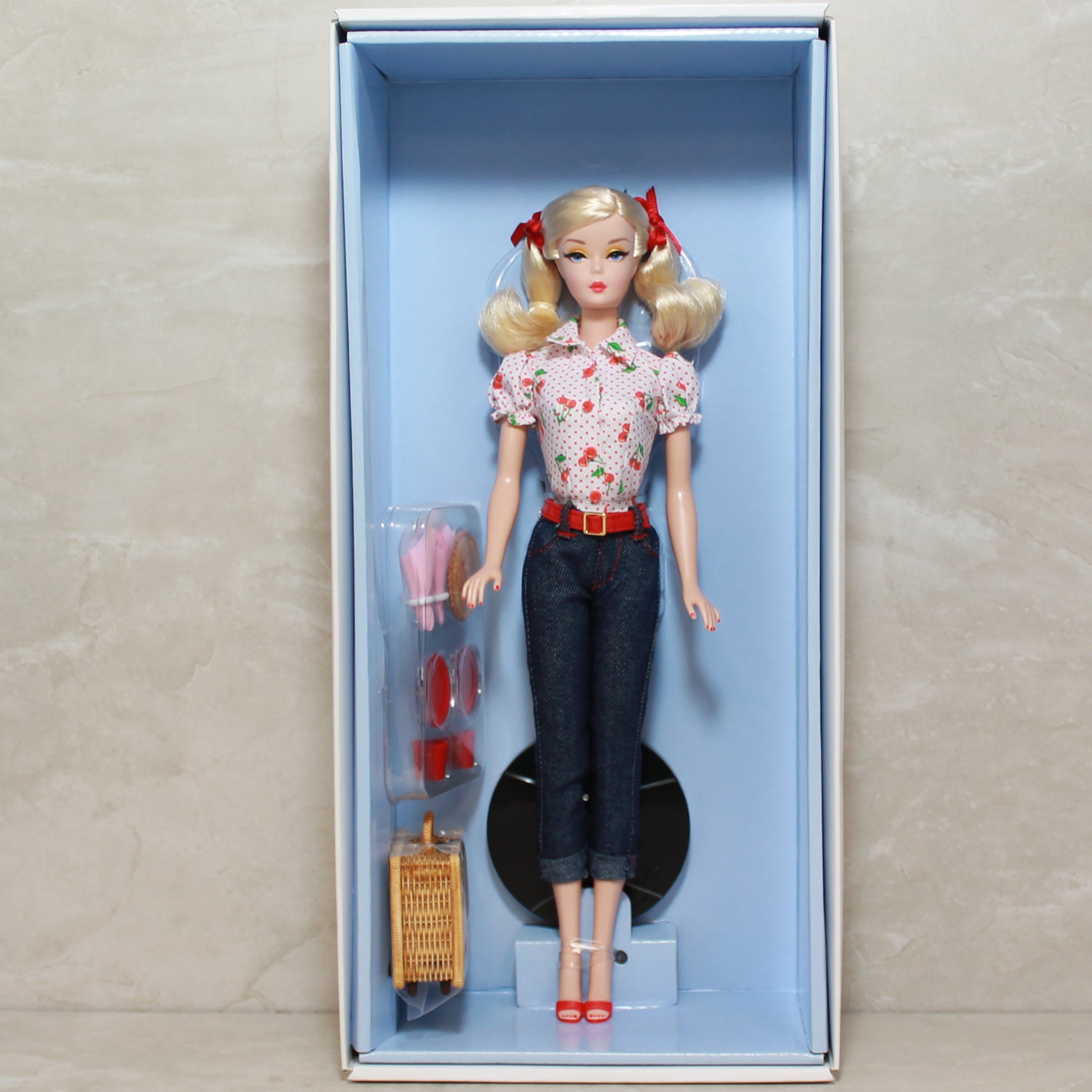 2014 Cherry Pie Picnic Barbie (CGT29)