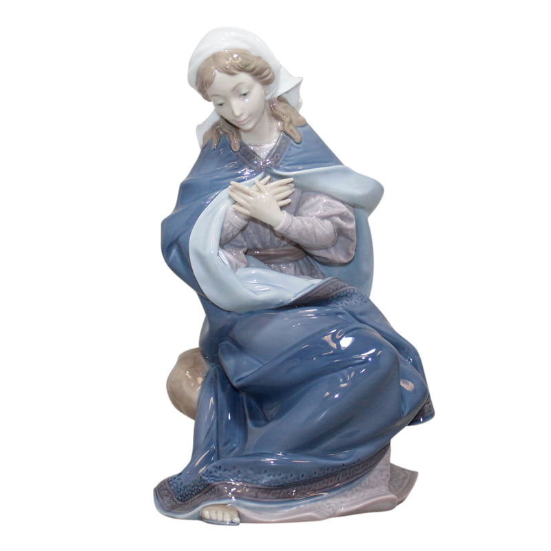 Lladró Figurine: 1387 Virgin Mary