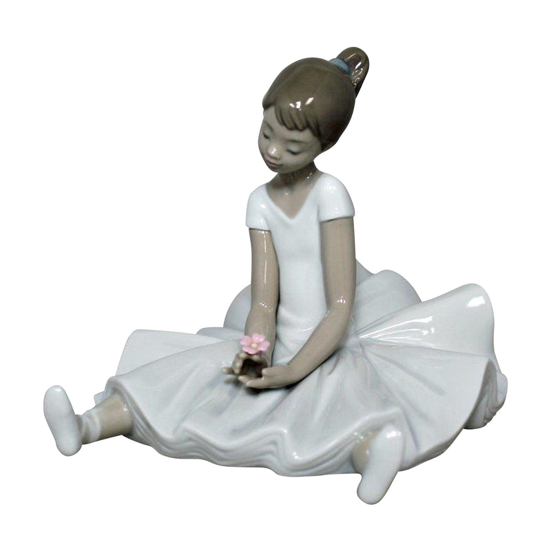 Lladró Figurine: Nao 1456 Dreamy Ballet