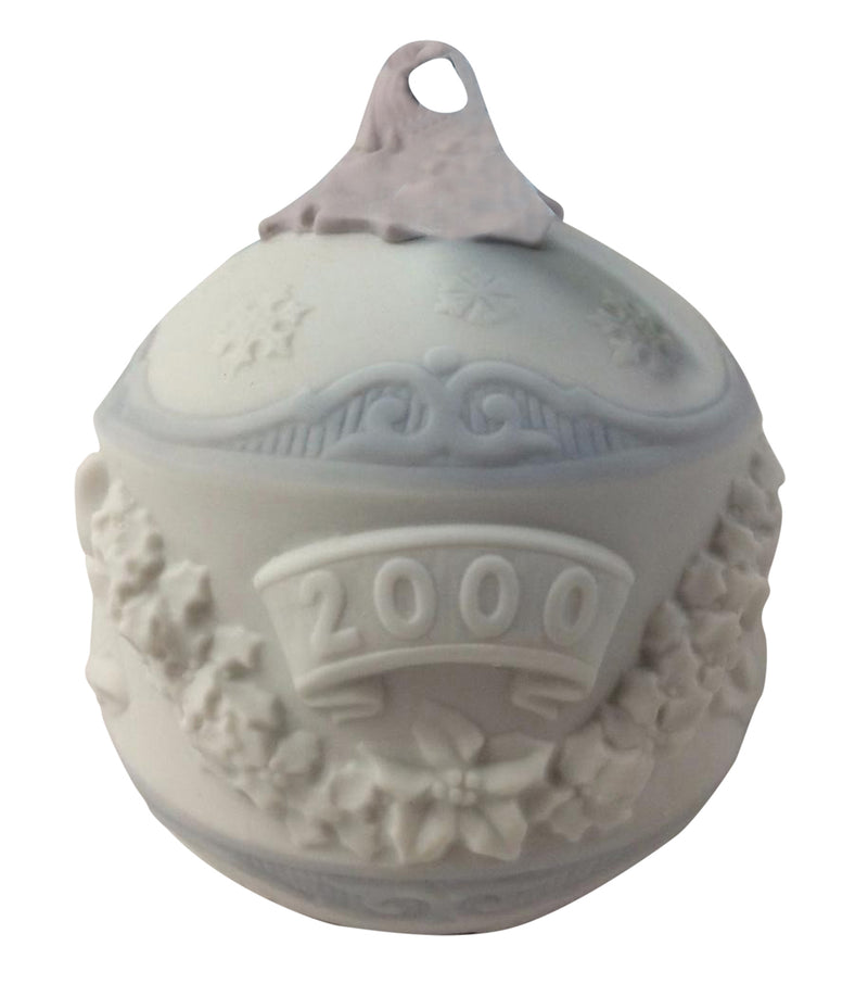 Lladró Ornament: 16699 Christmas Ball - 2000