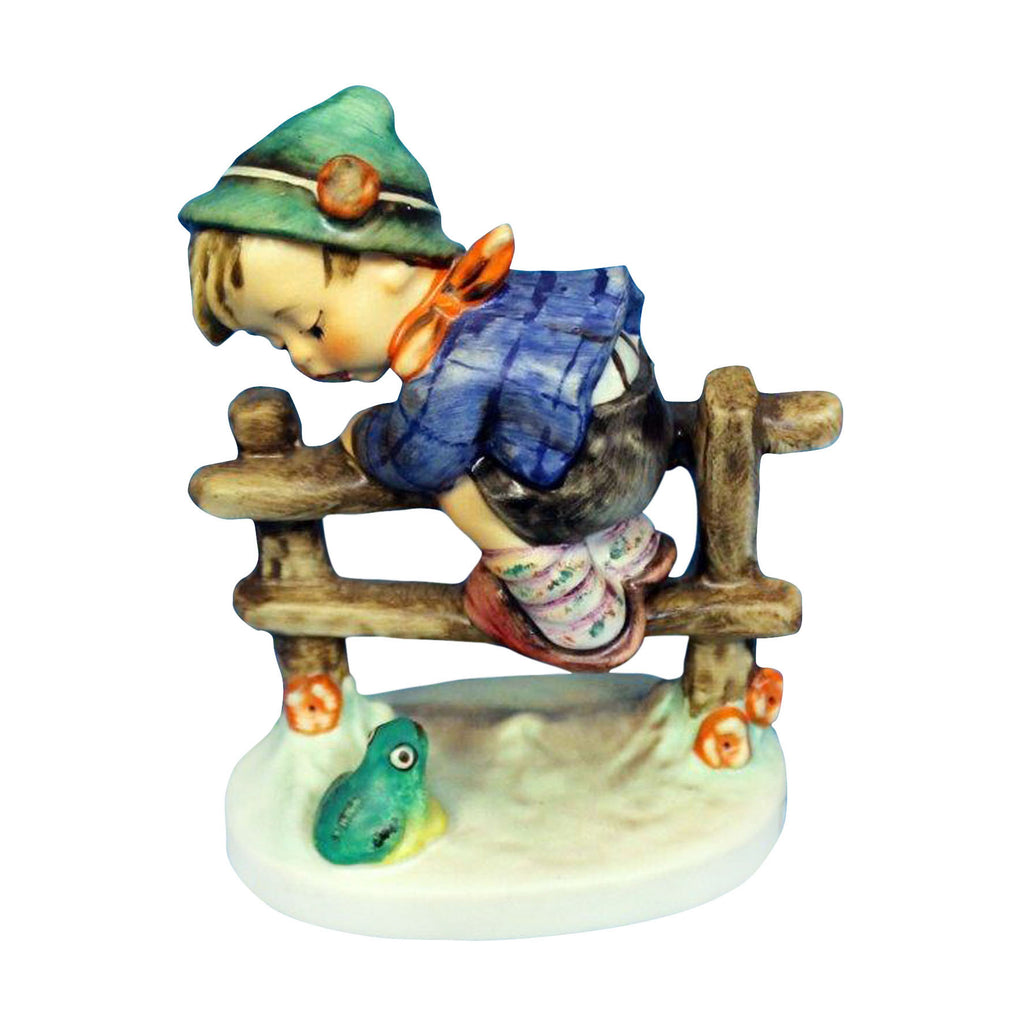 Hummel Figurine: Retreat to Safety - 201