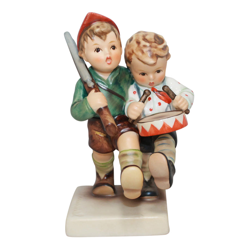 Hummel Figurine: 50/2/0, Volunteers