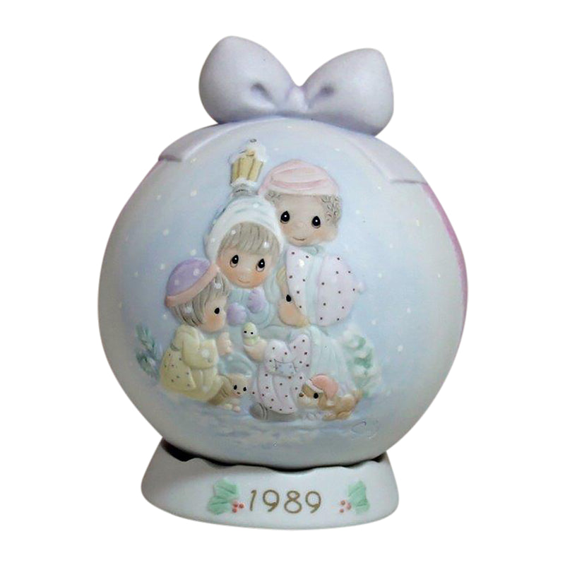 Precious Moments Ornament: 523062 Peace on Earth | Dated