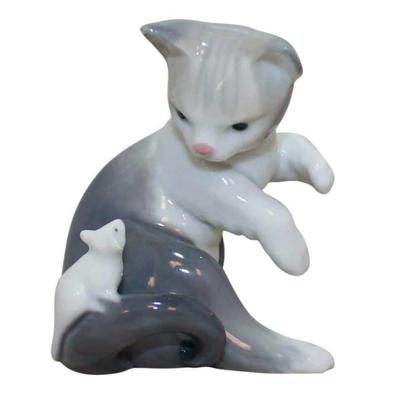 Lladró Figurine: 5236 Cat and Mouse