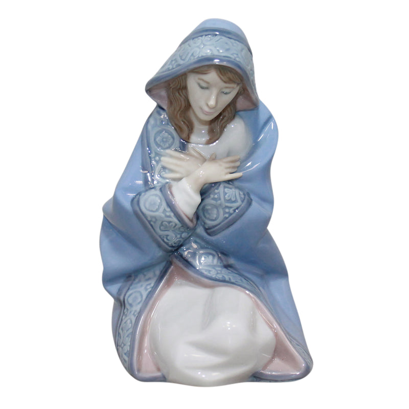 Lladró Figurine: 5477 Mary