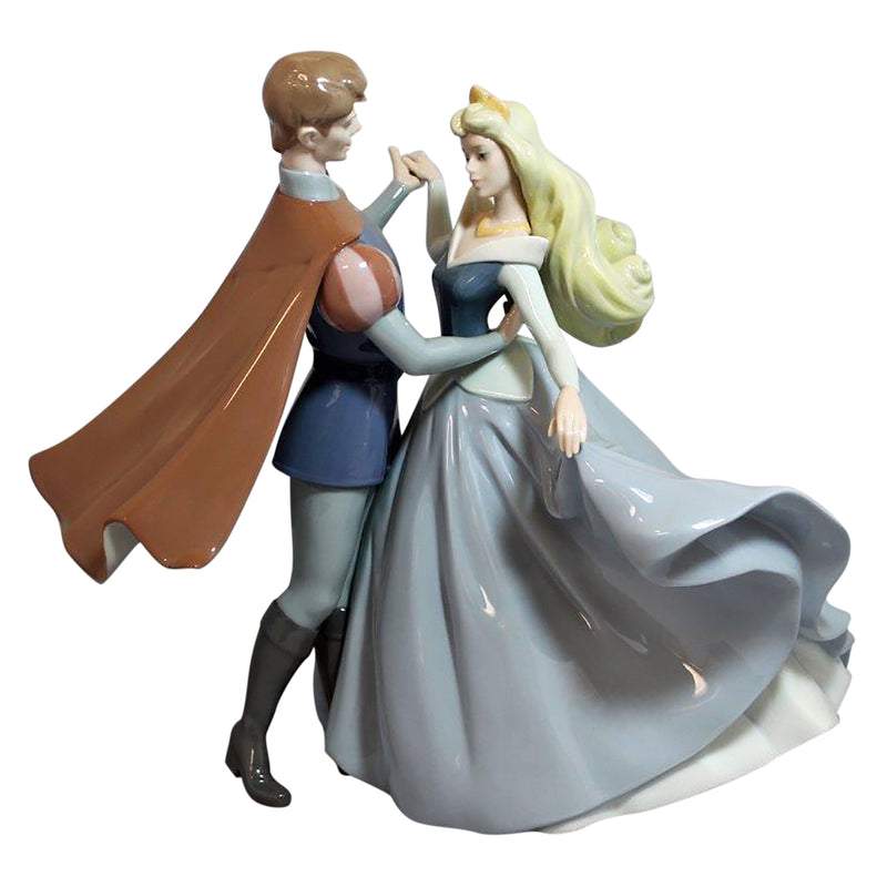 Lladró Figurine: 7560 Sleeping Beauty