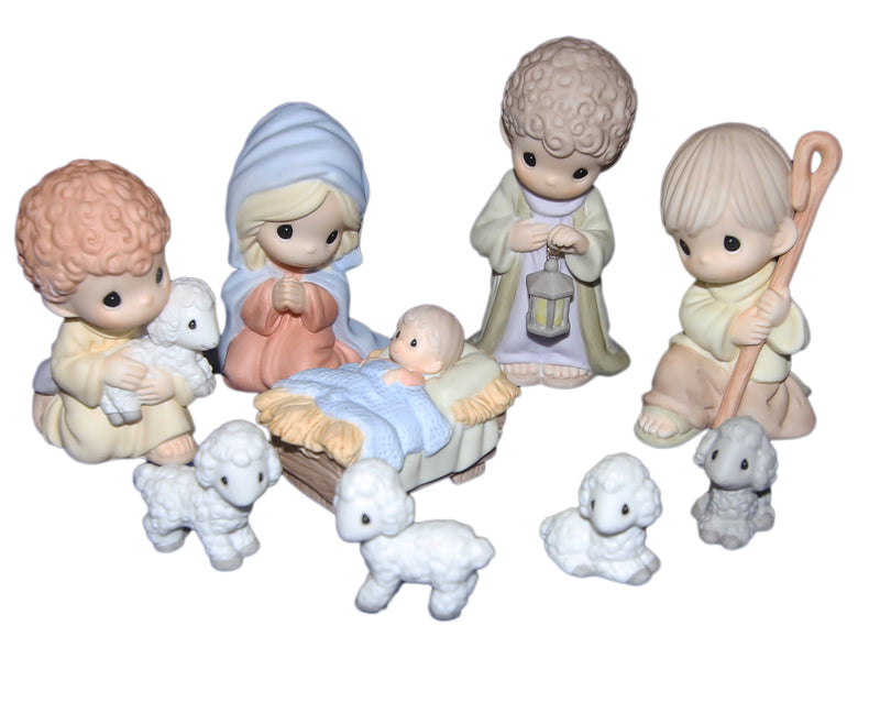 Precious Moments: 810011 A Savior is Born - Set of Nine