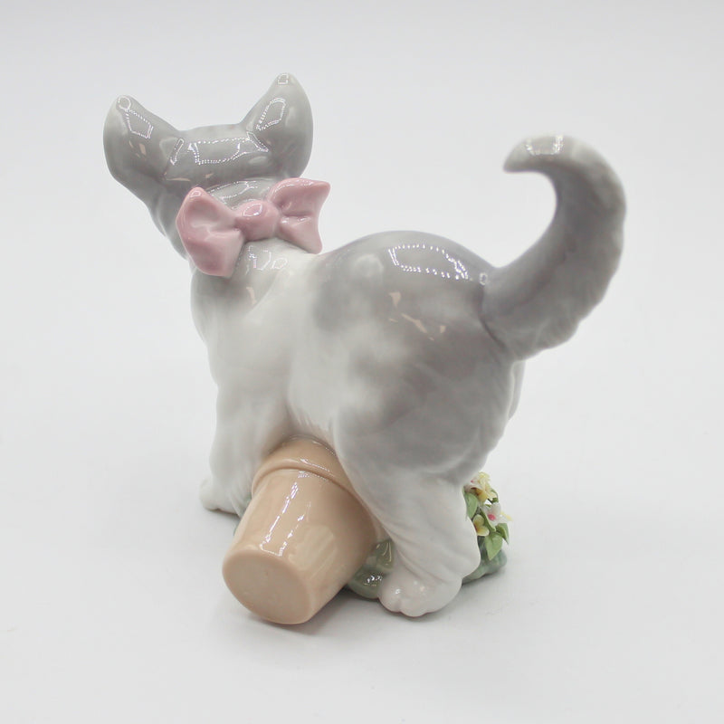 Lladró Figurine: 6568 Kitten Patrol | As Is Figurine with box | Nearly perfect