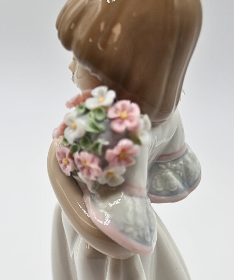 Lladró Figurine: 7603 Spring Bouquets | As Is Figurine with box