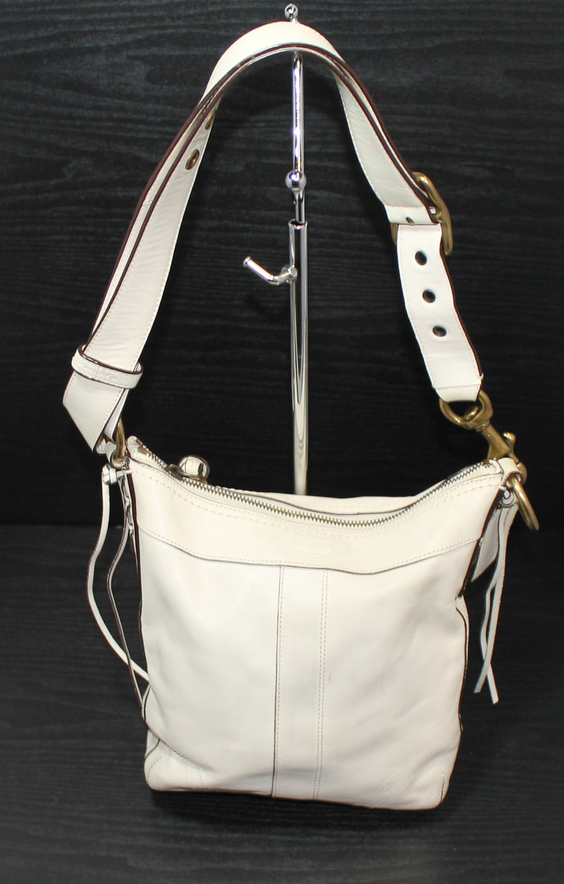 Coach Purse: 10398 White Leather Shoulder Bag