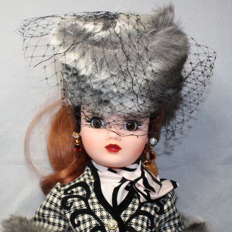 Madame Alexander: Houndstooth Suit 21" Doll