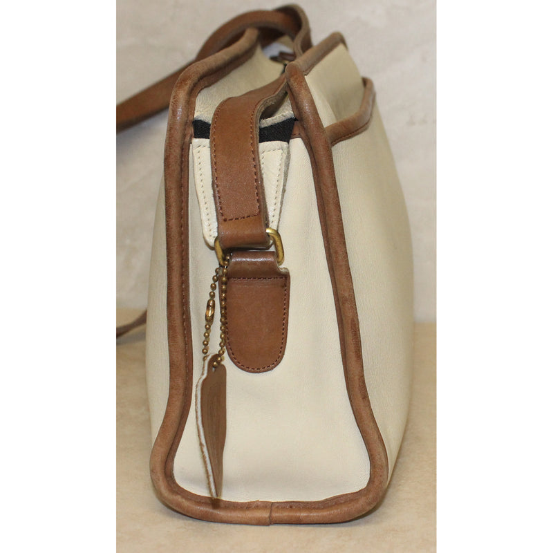 Coach Purse: 9091 NYC Swagger Bone Crossbody Bag