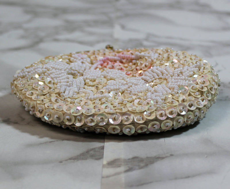 Handmade Purse: Ivory Beaded Coin Purse Bag