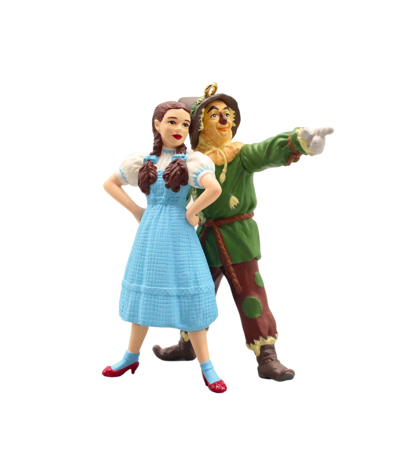 Hallmark Ornament: 2002 Dorothy and Scarecrow | QX8246 | Wizard of Oz