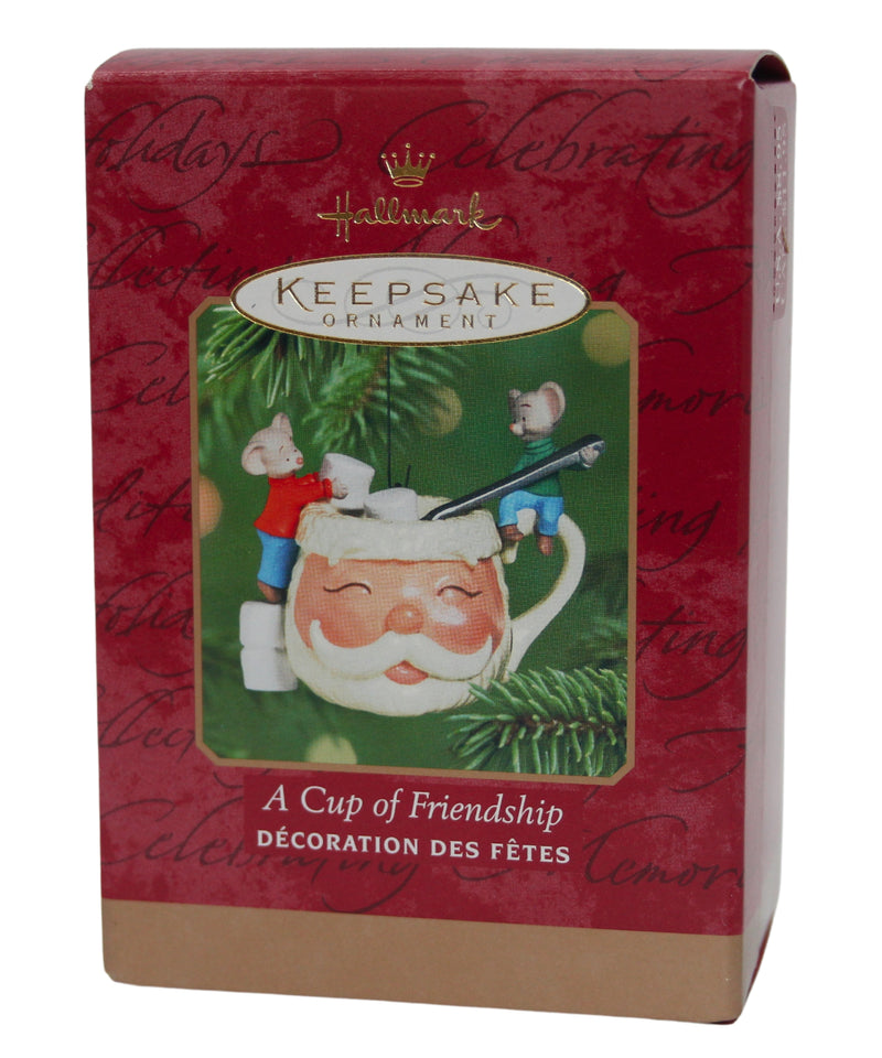 Hallmark Ornament: 2001 A Cup of Friendship | QX8472