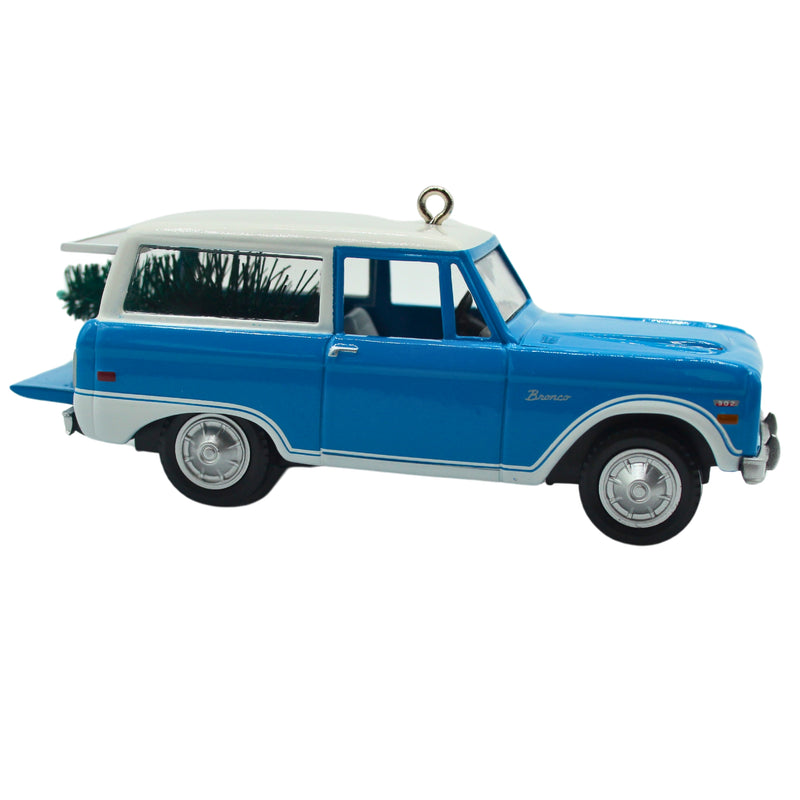 Hallmark Ornament: 2016 Ford Bronco - 1970 | QX9011