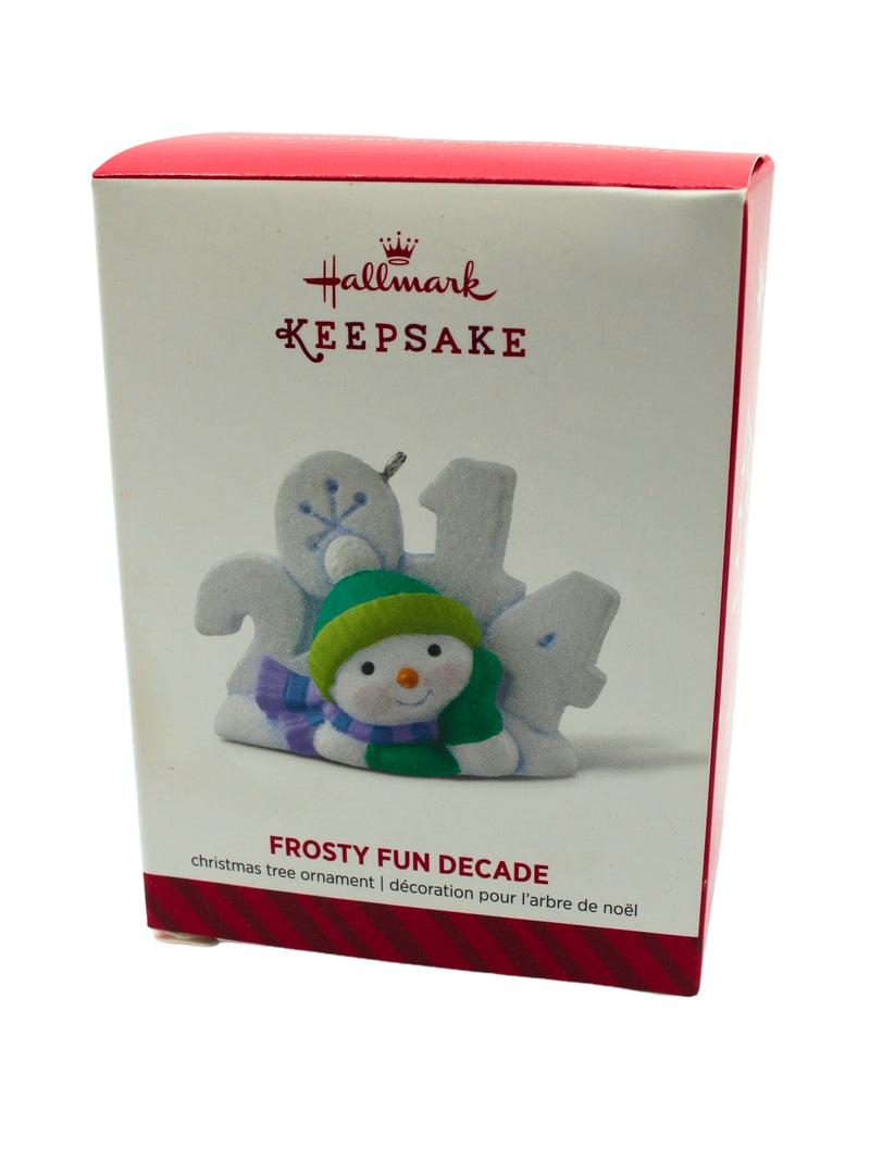 Hallmark Ornament: 2014 Frosty Fun Decade | QX9026