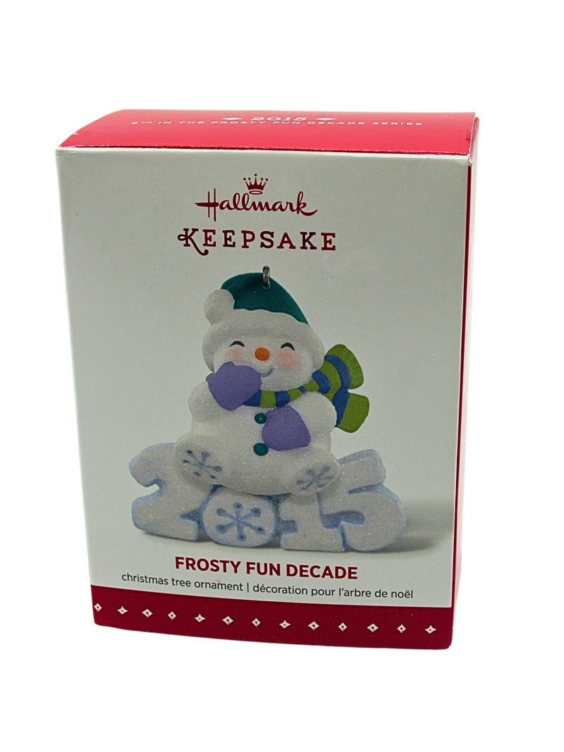 Hallmark Ornament: 2015 Frosty Fun Decade | QX9087