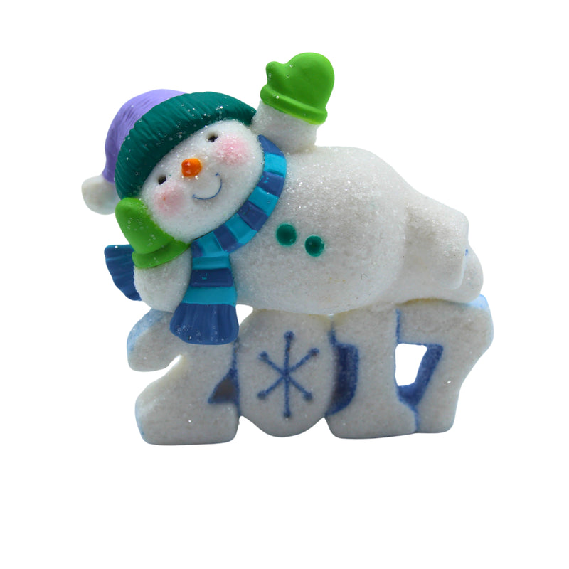 Hallmark Ornament: 2017 Frosty Fun Decade | QX9325