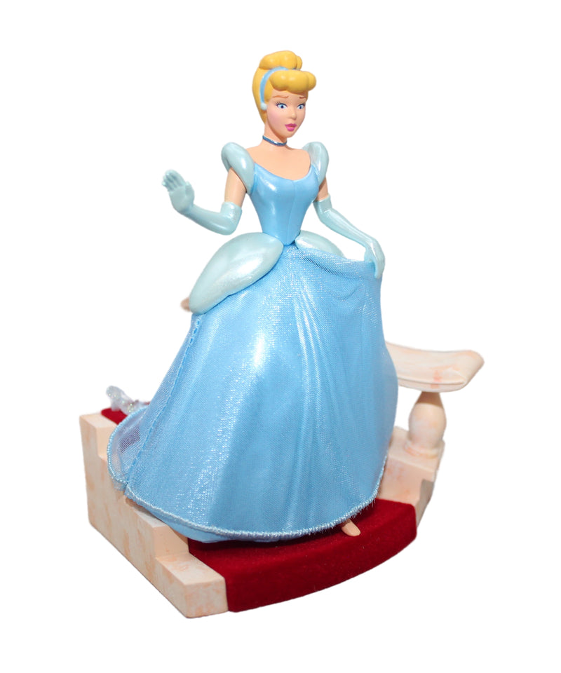 Hallmark Ornament: 2007 The Glass Slipper | QXD4287 |  Cinderella