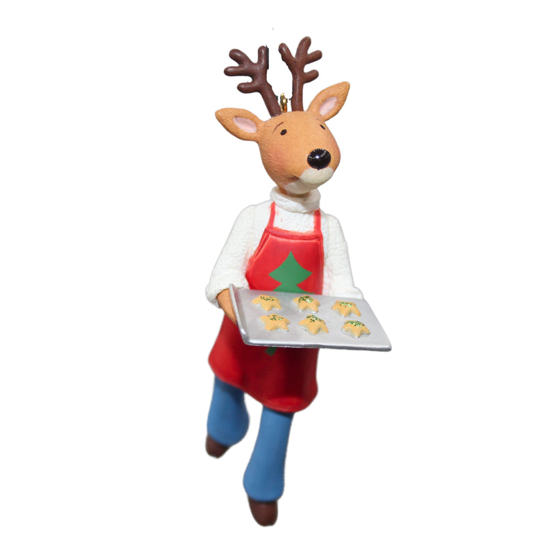 Hallmark Ornament: 2009 Kitchen Queen | QXG6642