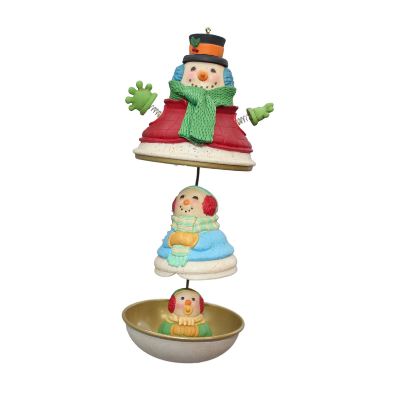 Hallmark Ornament: 2003 Snowman Surprise | QXG8807