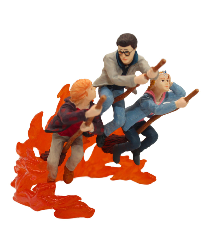 Hallmark Ornament: 2011 Fleeding the Fiendfyre | QXI2427 | Harry Potter