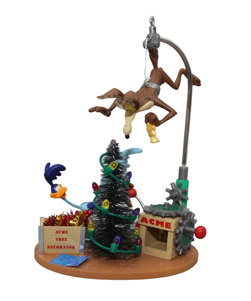 Hallmark Ornament: 2007 The Coyote Contraption | QXI4149 | Looney Tunes