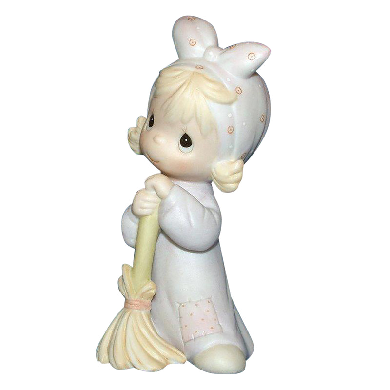 Precious Moments Figurine: E-5379 Isn't He Precious