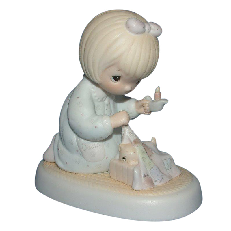 Precious Moments Figurine: PM831 Dawn's Early Light